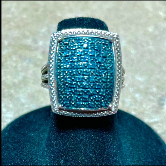 Diamond Blue Pompadour Ring. Size 6. Rhodium over 925 SS Gorgeous setting. - Picture 2 of 10